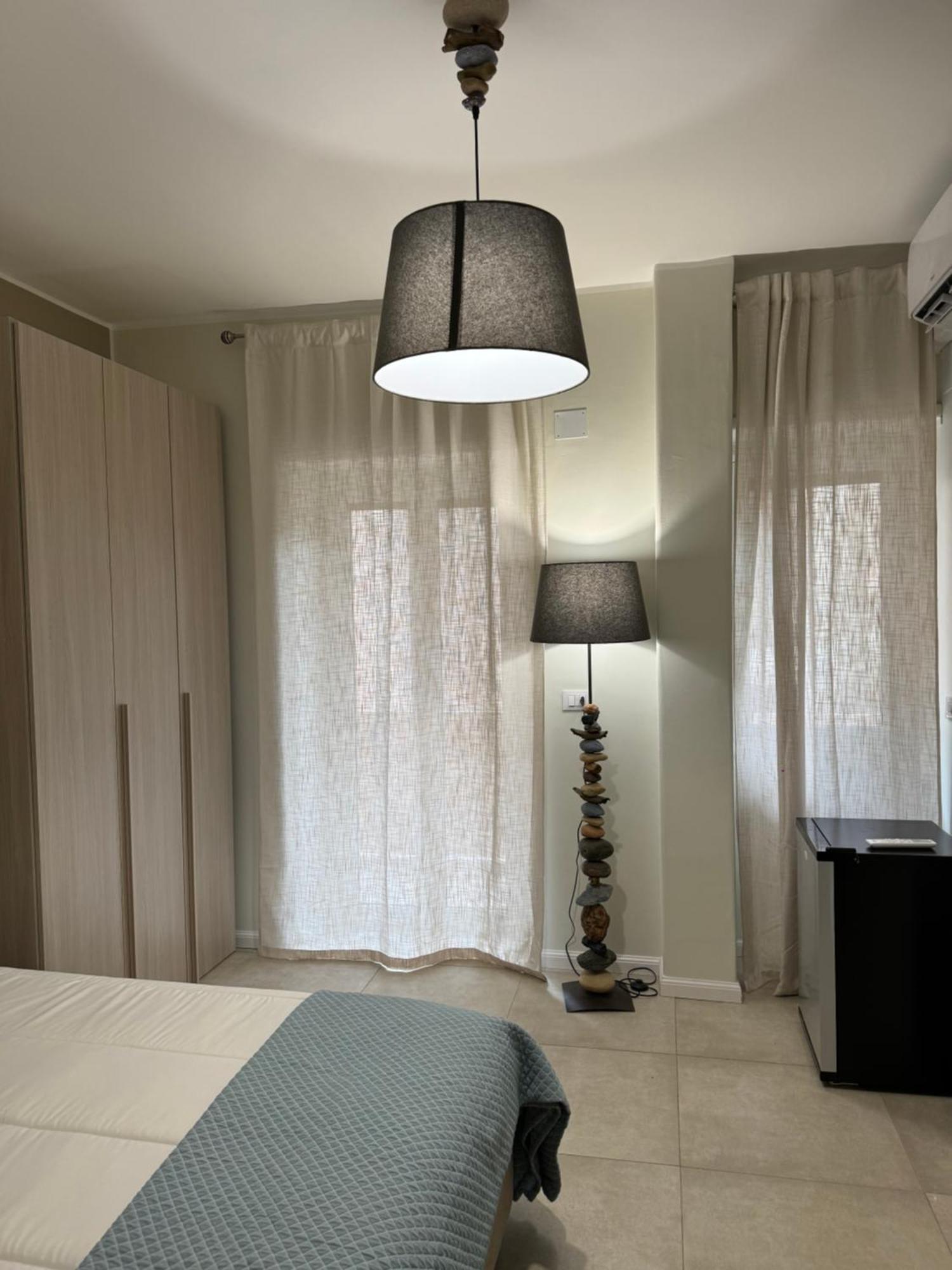 Dimora Dei Vespri 1 Hotel Катания Екстериор снимка