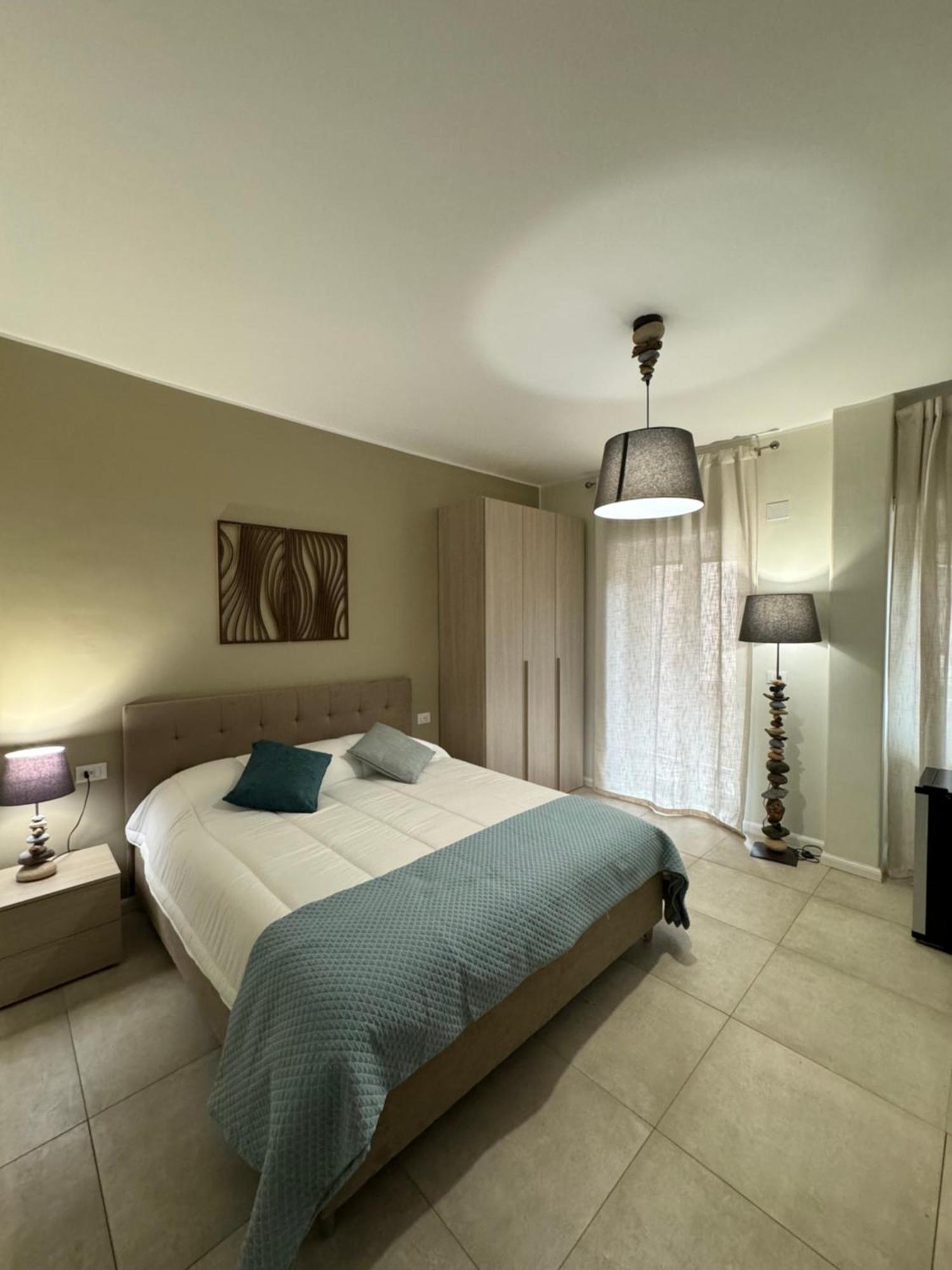 Dimora Dei Vespri 1 Hotel Катания Екстериор снимка