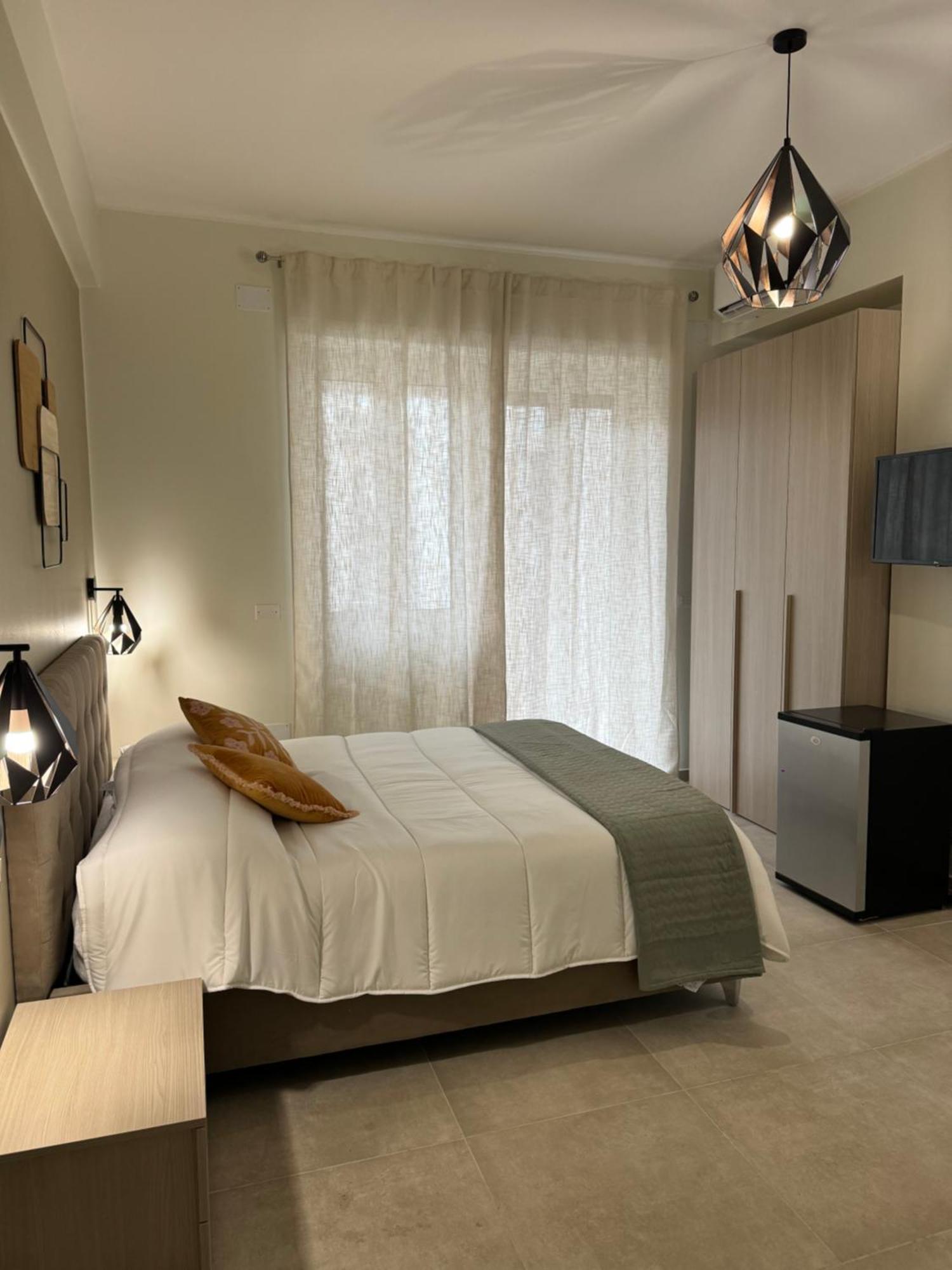 Dimora Dei Vespri 1 Hotel Катания Екстериор снимка
